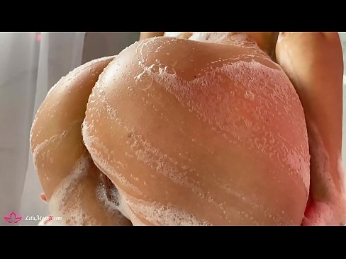❤️ Brunette pussy bibragailuarekin masturbatzen du dutxan orgasmo bizia lortzeko ❤ Pornografia %eu.makesexnotwar.ruan ❌