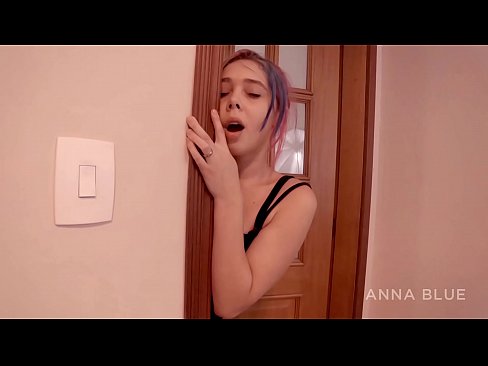 ❤️ Nire anaiarengana itzuli nintzen. Bere neska-lagunarekin sexu harremanak izan nituen. itzulera lesbiana. ❤ Pornografia %eu.makesexnotwar.ruan ❌